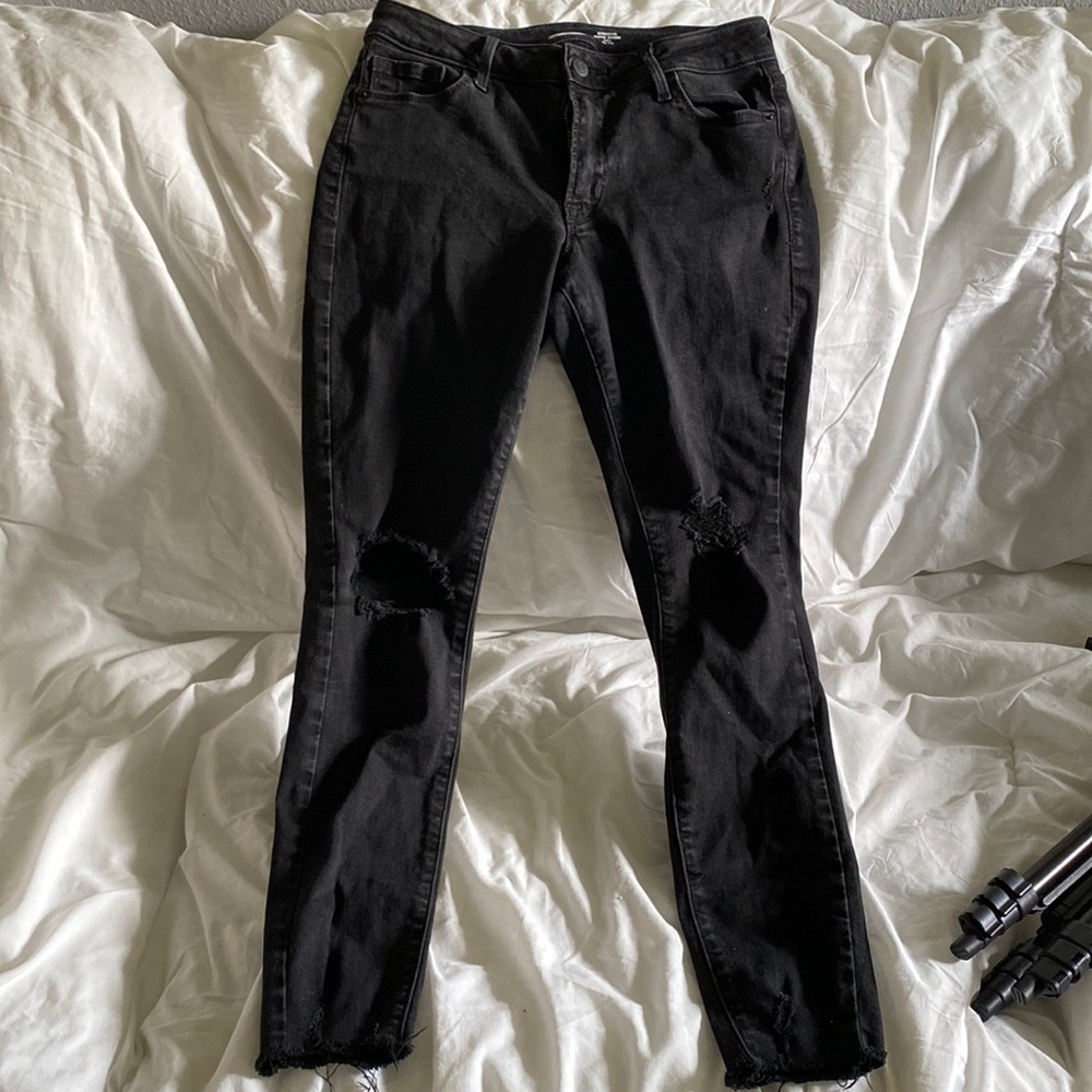 Old navy jeans, super skinny, ankle mid rise, black